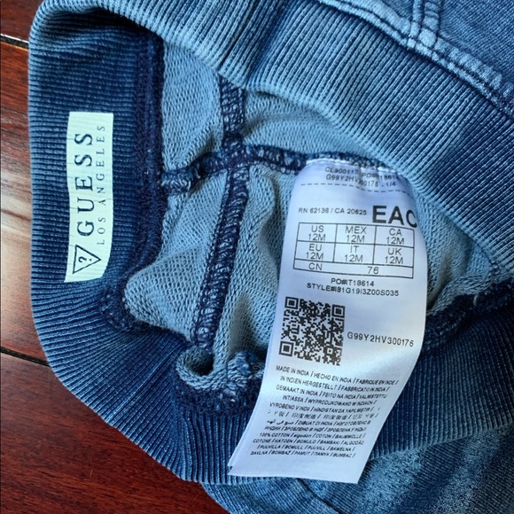 Guess “Graffiti” Jean Like Jeggings - Picture 5 of 5